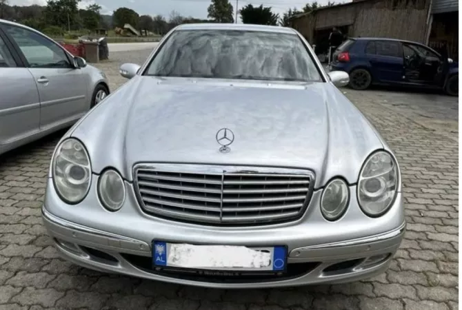 Auto in Vendita a Tirana - 4,500 Euro