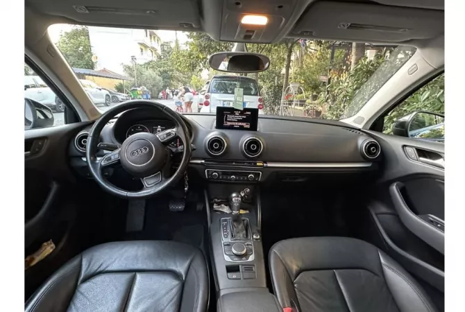 Auto in Vendita a Tirana - 10,700 Euro