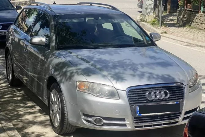 Auto in Vendita a Tirana - 3,800 Euro