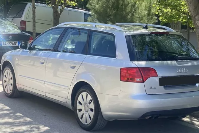 Auto in Vendita a Tirana - 3,800 Euro