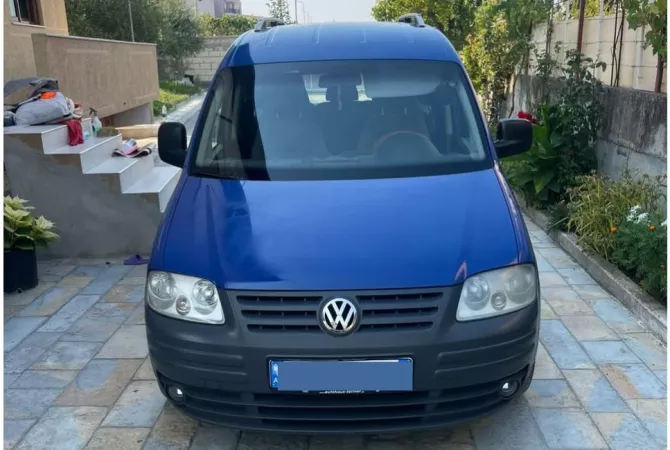 Auto in Vendita a Tirana - 4,500 Euro