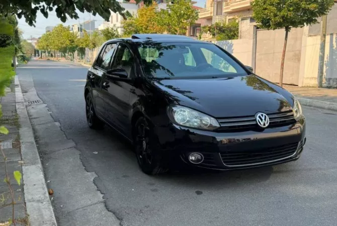 Auto in Vendita a Tirana - 6,500 Euro
