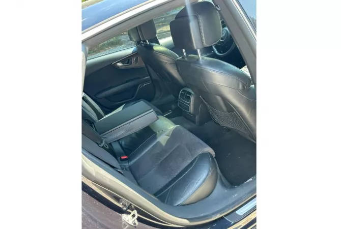 Auto in Vendita a Durazzo - 18,000 Euro