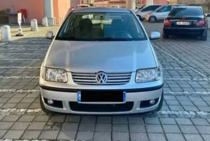 Auto in Vendita a Tirana - 1,900 Euro