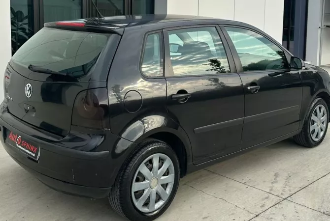 Auto in Vendita a Tirana - 2,900 Euro