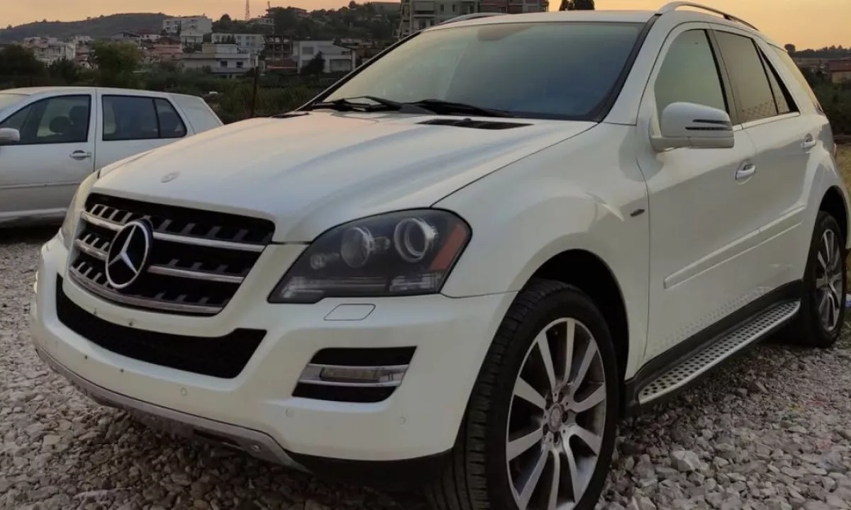 Auto in Vendita a Tirana, Mercedes-Benz, 2011 Diesel,Kambio Automatik Pagamento 6,600  Euro.