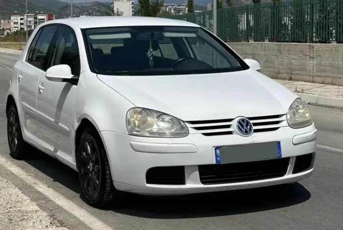 Auto in Vendita a Tirana - 3,700 Euro