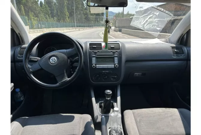 Auto in Vendita a Tirana - 3,700 Euro