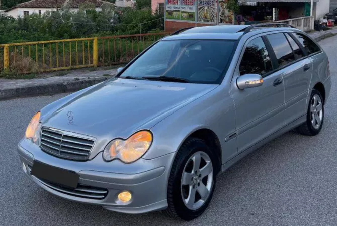 Shitet Mercedes-Benz C230 Kompressor 🚘