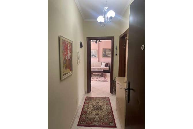 Shtepi me qera Apartament ne Tirane, 2+1, Mobilimi E mobiluar, Pagesa 55,000  Leke.