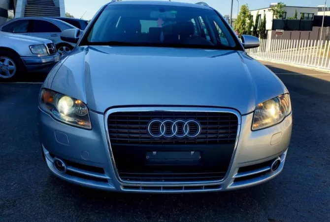 Auto in Vendita a Tirana - 3,600 Euro