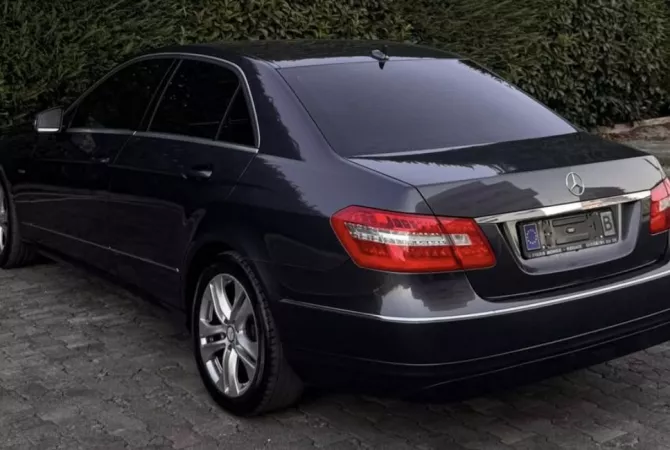 Auto in Vendita a Tirana - 8,400 Euro