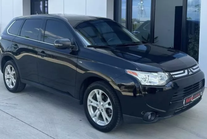 Auto in Vendita a Tirana - 12,000 Euro