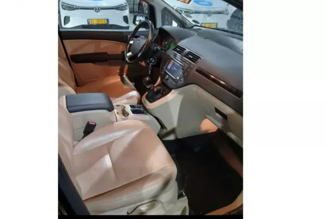 Auto in Vendita a Tirana - 2,900 Euro