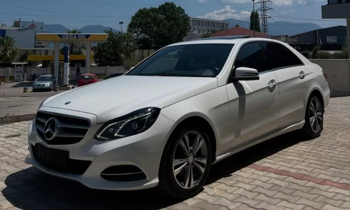 Auto in Vendita a Tirana, Mercedes-Benz, 2015 Diesel,Kambio Automatik Pagamento 15,000  Euro.