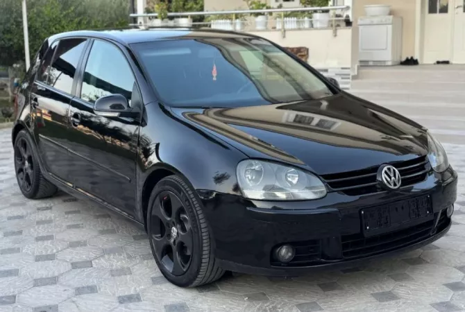 Auto in Vendita a Tirana - 4,000 Euro