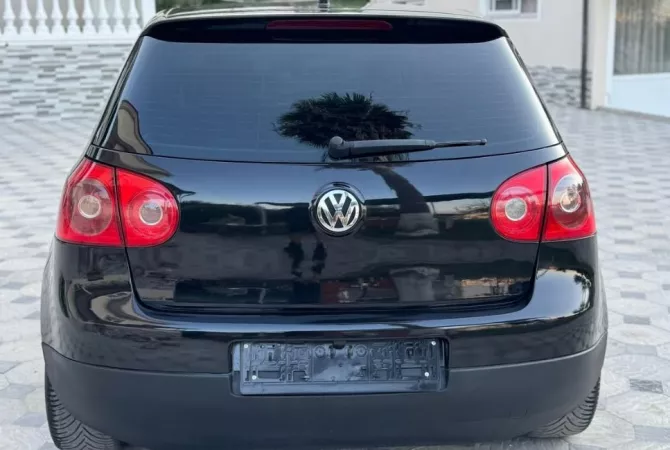 Auto in Vendita a Tirana - 4,000 Euro