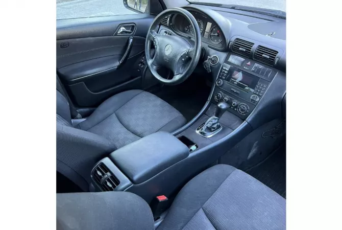 Auto in Vendita a Tirana - 3,900 Euro