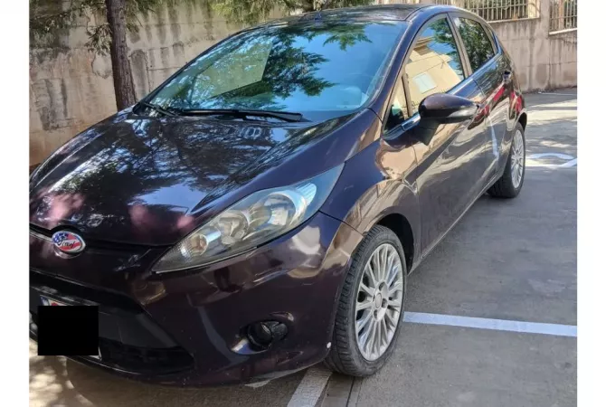 Auto in Vendita a Tirana - 3,300 Euro