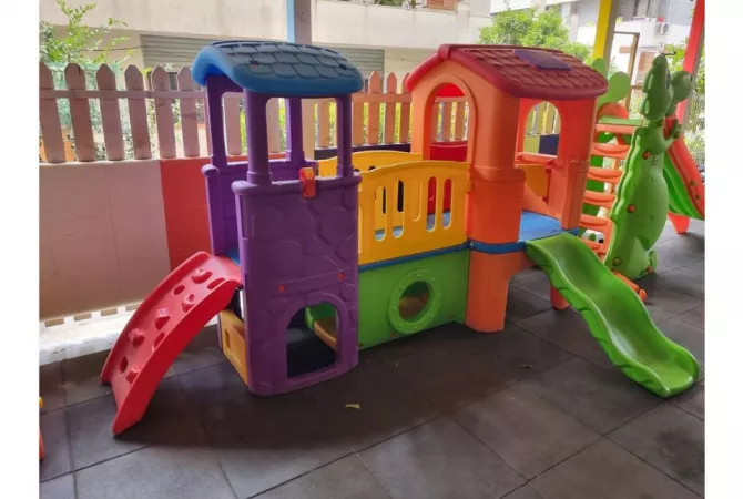 Veshje dhe Aksesor per Femije ne Tirane - 1,800 Euro