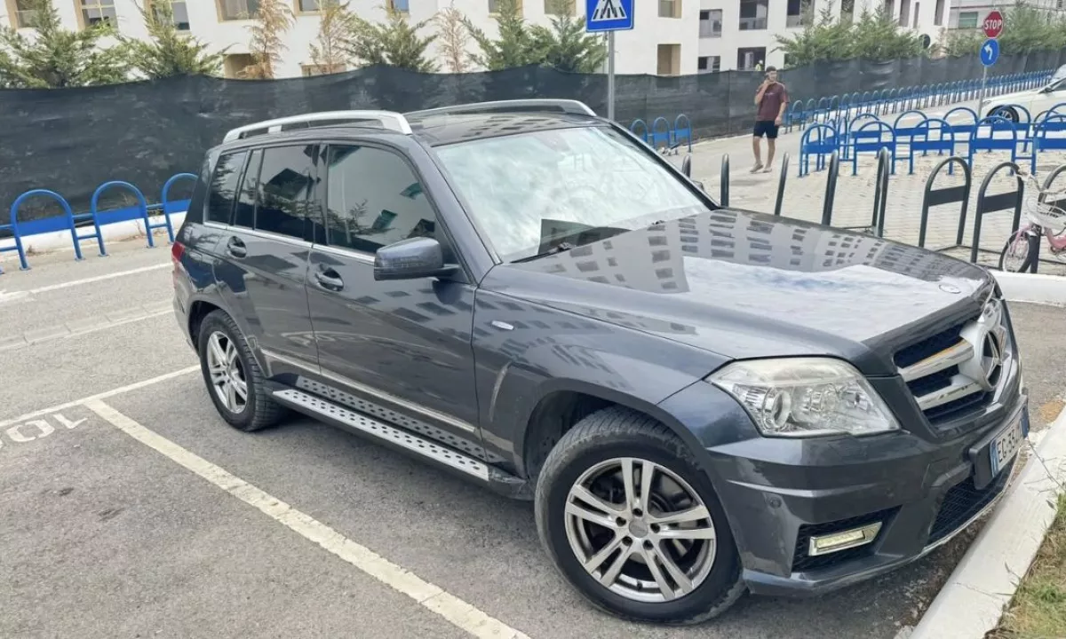Auto in Vendita a Tirana, Mercedes-Benz, 2011 Diesel,Kambio Automatik Pagamento 9,999  Euro.