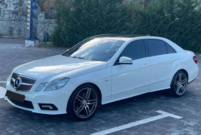 Auto in Vendita a Tirana - 10,500 Euro