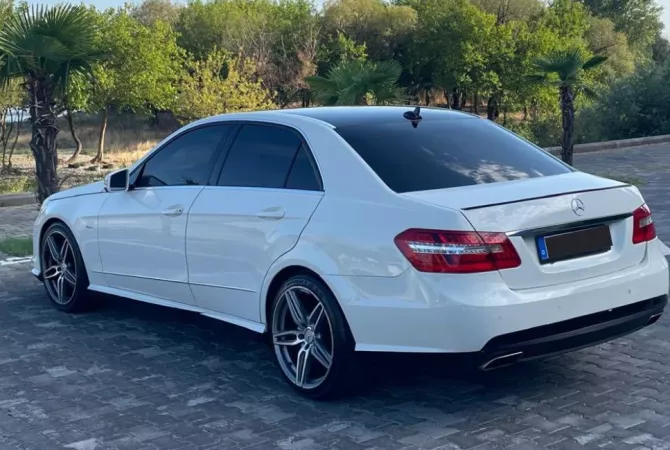 Auto in Vendita a Tirana - 10,500 Euro