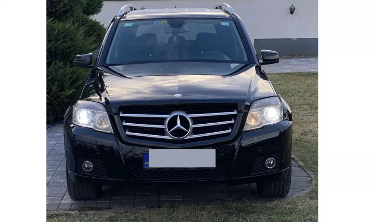 Auto in Vendita a Tirana, Mercedes-Benz, 2009 Diesel,Kambio Automatik Pagamento 9,800  Euro.