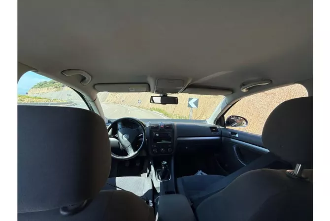 Auto in Vendita a Valona - 3,800 Euro