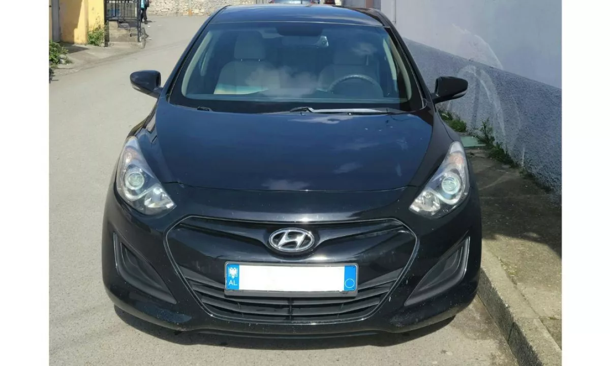 Auto in Vendita a Tirana, Hyundai, 2013 Diesel,Kambio Manual Pagamento 6,000  Euro.