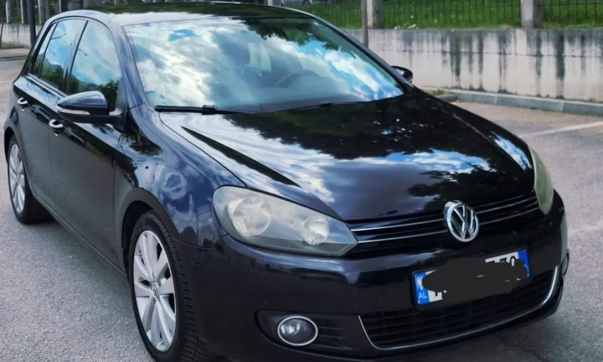Auto in Vendita a Koriza, Volkswagen, 2011 Diesel,Kambio Automatik Pagamento 5,400  Euro.