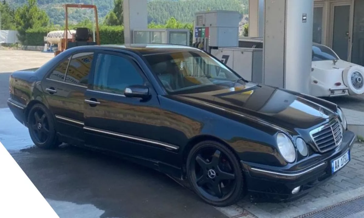 Auto in Vendita a Tirana, Mercedes-Benz, 2006 Diesel,Kambio Automatik Pagamento 3,100  Euro.
