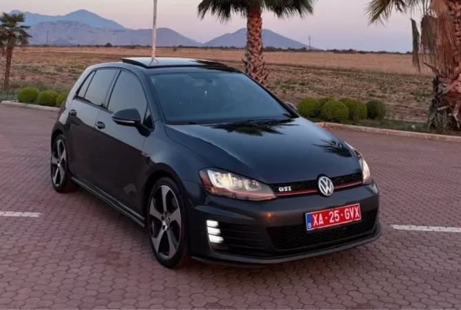 Auto in Vendita a Tirana - 11,800 Euro