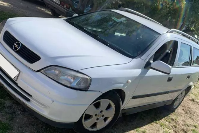 Auto in Vendita a Pristina - 2,350 Euro