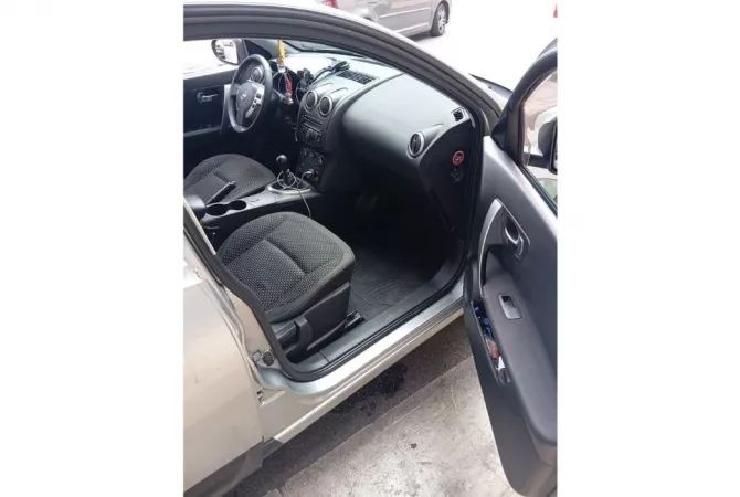 Auto in Vendita a Tirana - 4,200 Euro