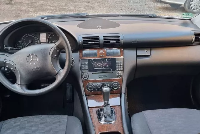 Auto in Vendita a Tirana - 4,800 Euro