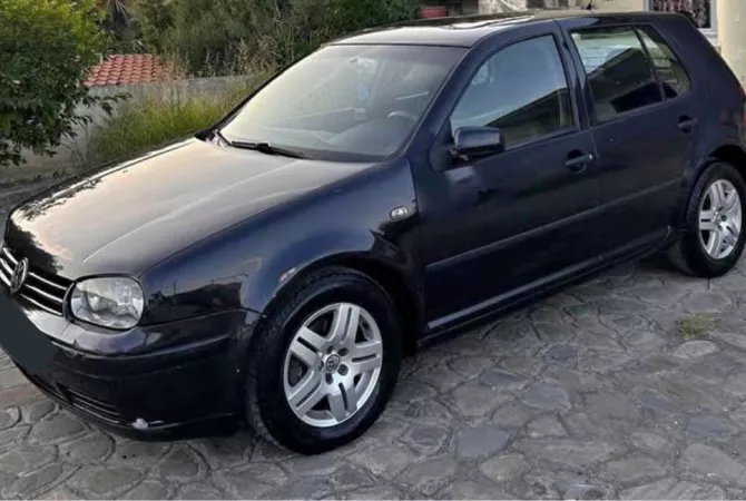 Auto in Vendita a Tirana - 1,950 Euro