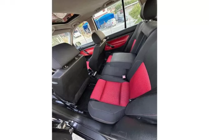 Auto in Vendita a Tirana - 1,950 Euro