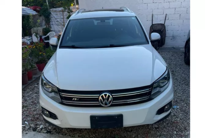 Auto in Vendita a Tirana - 8,500 Euro