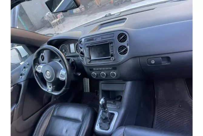 Auto in Vendita a Tirana - 8,500 Euro