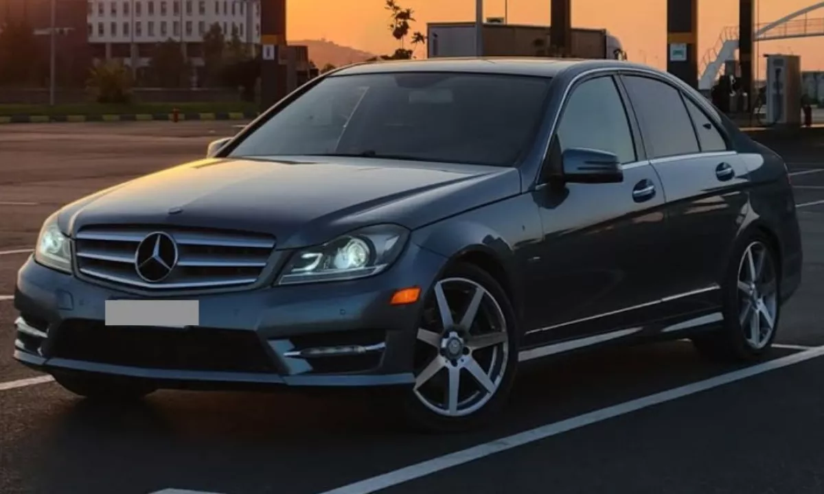 Auto in Vendita a Tirana, Mercedes-Benz, 2012 Diesel,Kambio Automatik Pagamento 9,800  Euro.