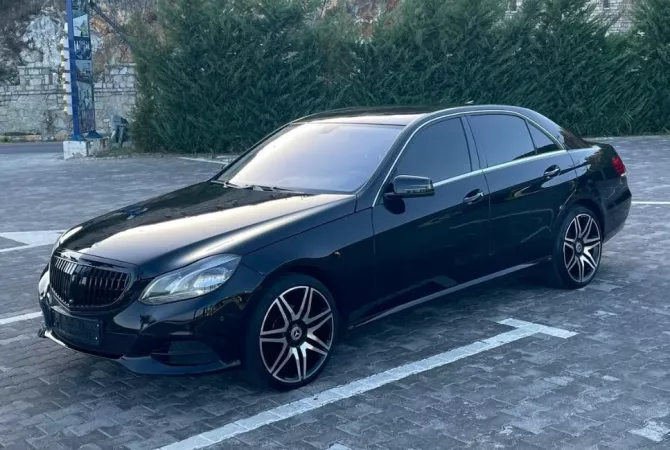 Auto in Vendita a Tirana - 12,500 Euro