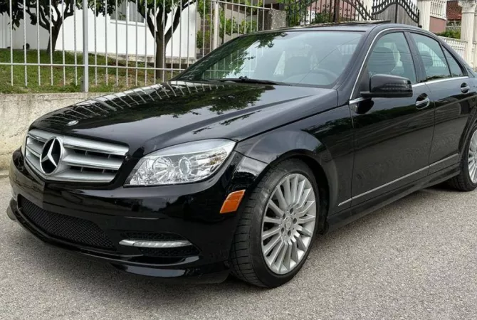 Auto in Vendita a Tirana - 6,500 Euro