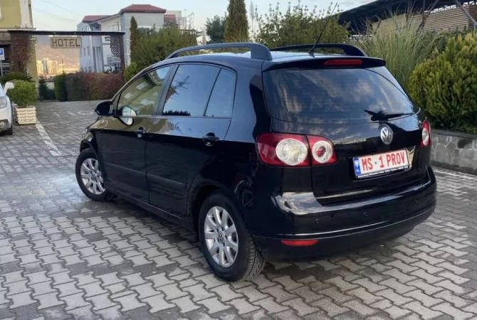 Auto in Vendita a Tirana - 5,300 Euro