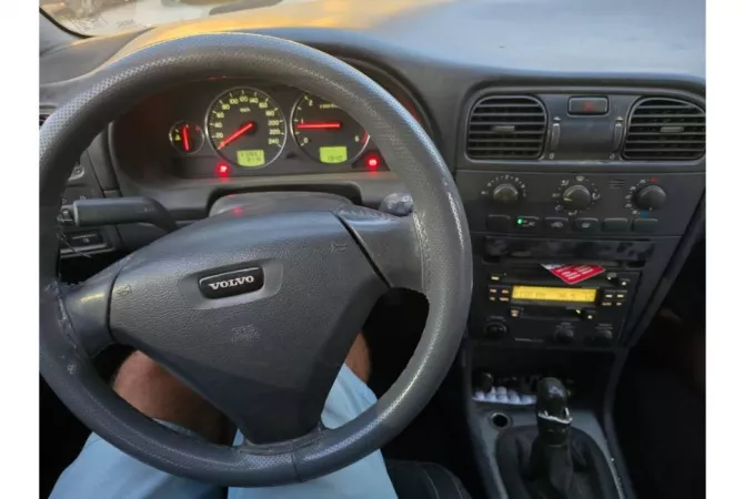 Auto in Vendita a Tirana - 1,300 Euro