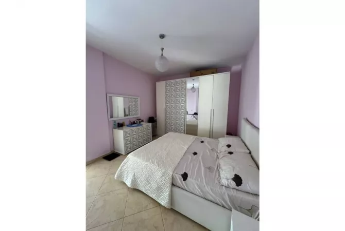 Shtepi me qera Apartament ne Tirane, 2+1, Mobilimi E mobiluar, Pagesa 40,000  Leke.
