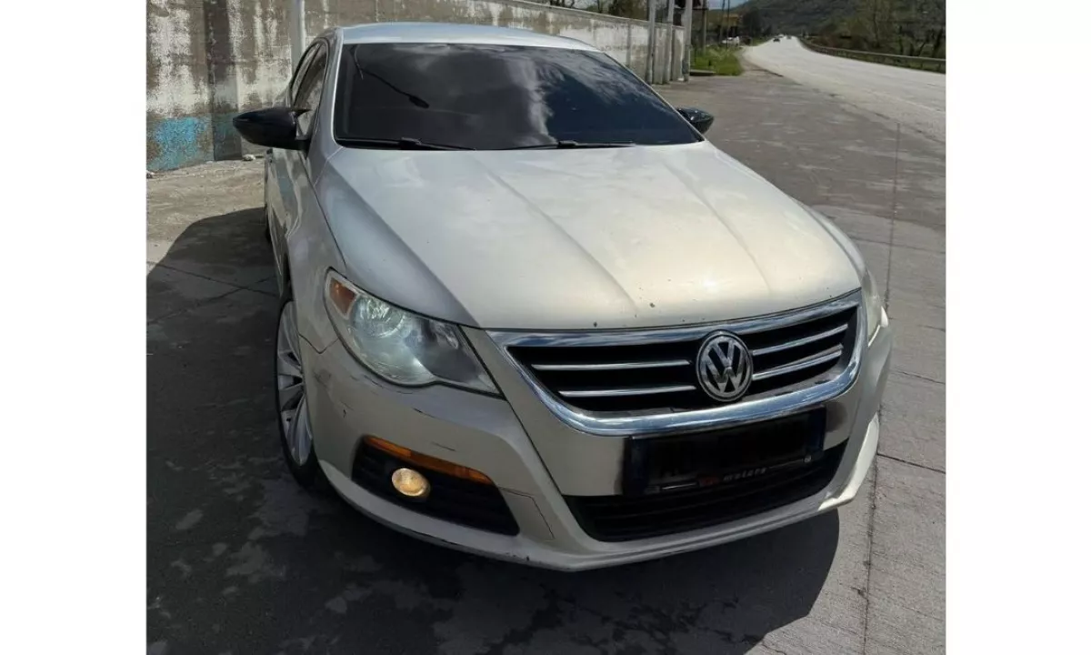 Auto in Vendita a Tirana, Volkswagen, 2010 Diesel,Kambio Automatik Pagamento 5,800  Euro.