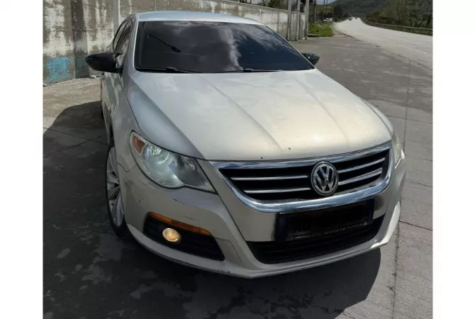 Auto in Vendita a Tirana - 5,800 Euro