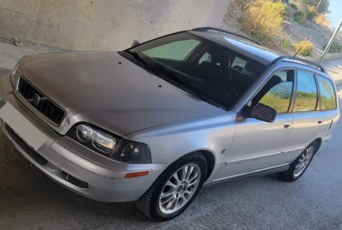 Auto in Vendita a Tirana - 1,900 Euro