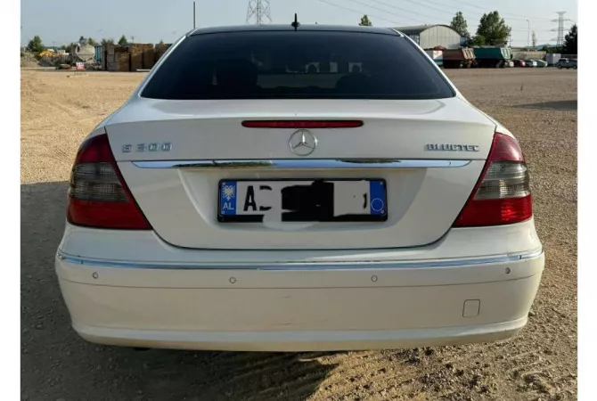 Auto in Vendita a Tirana, Mercedes-Benz, 2009 Diesel,Kambio Automatik Pagamento 7,400  Euro.
